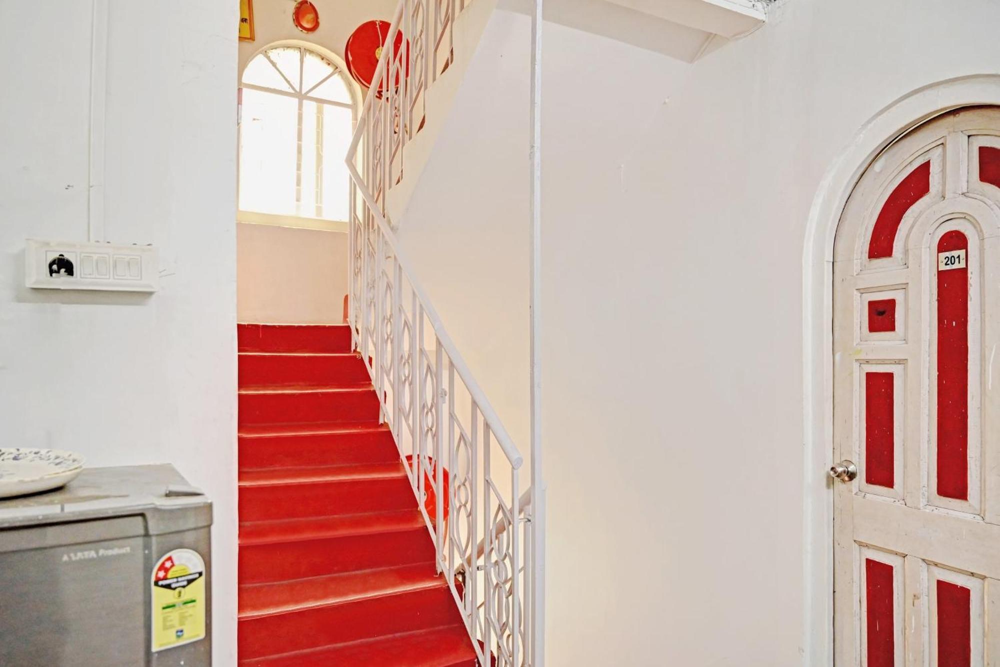 Hotel O Om Shanti Inn 콜카타 외부 사진